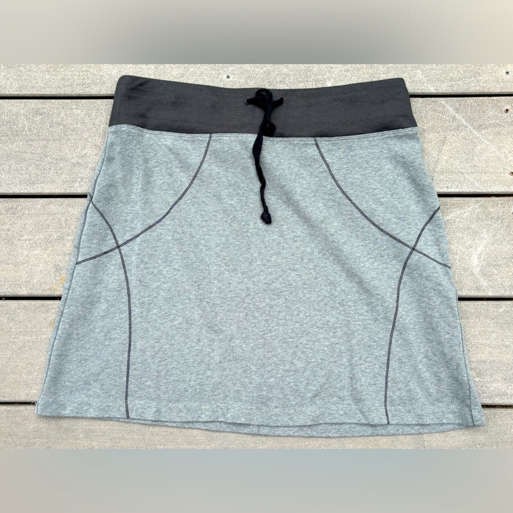Columbia Omni Wick Skirt Sz M, NWOT